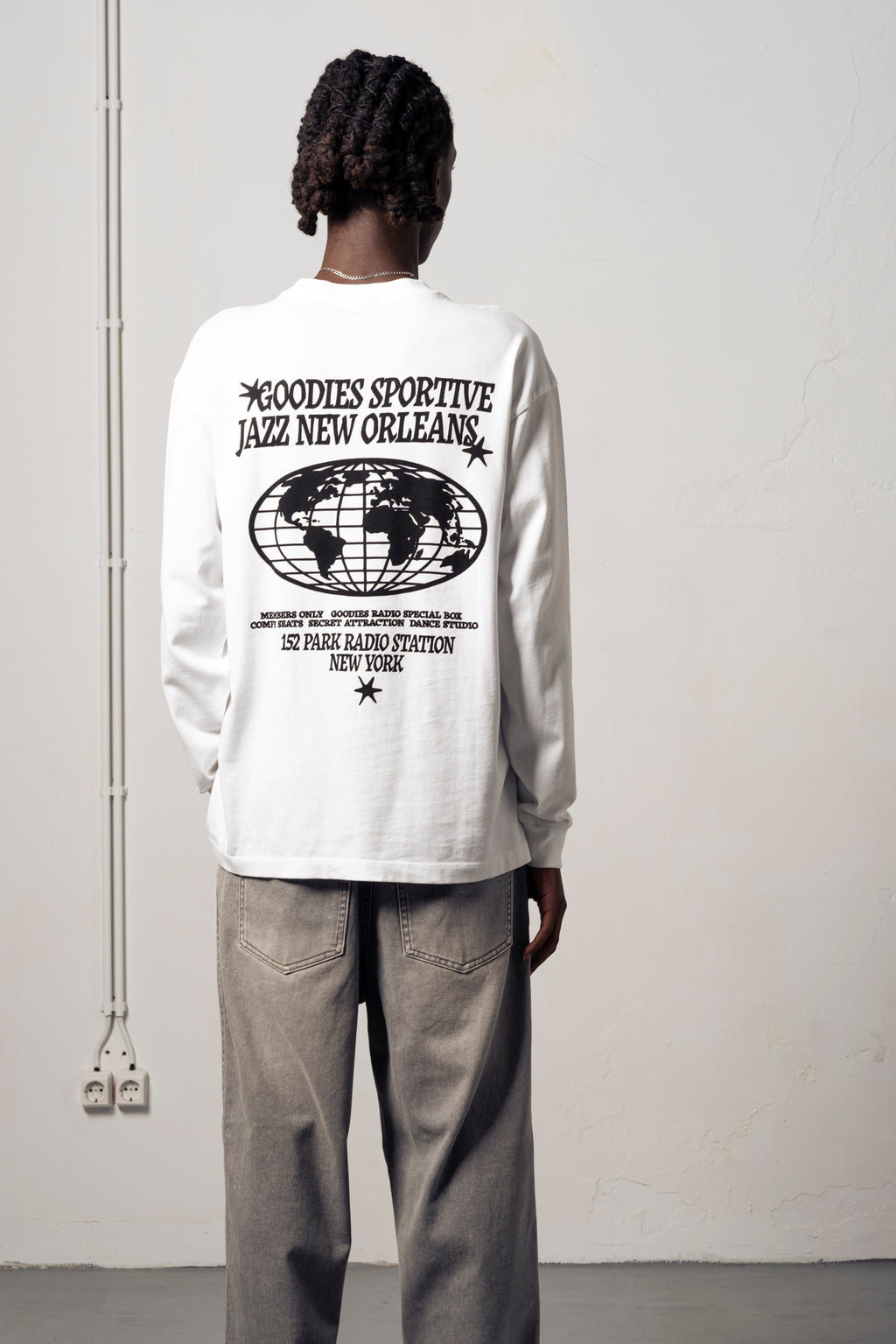 Goodies Sportive: Radio Station Longsleeve