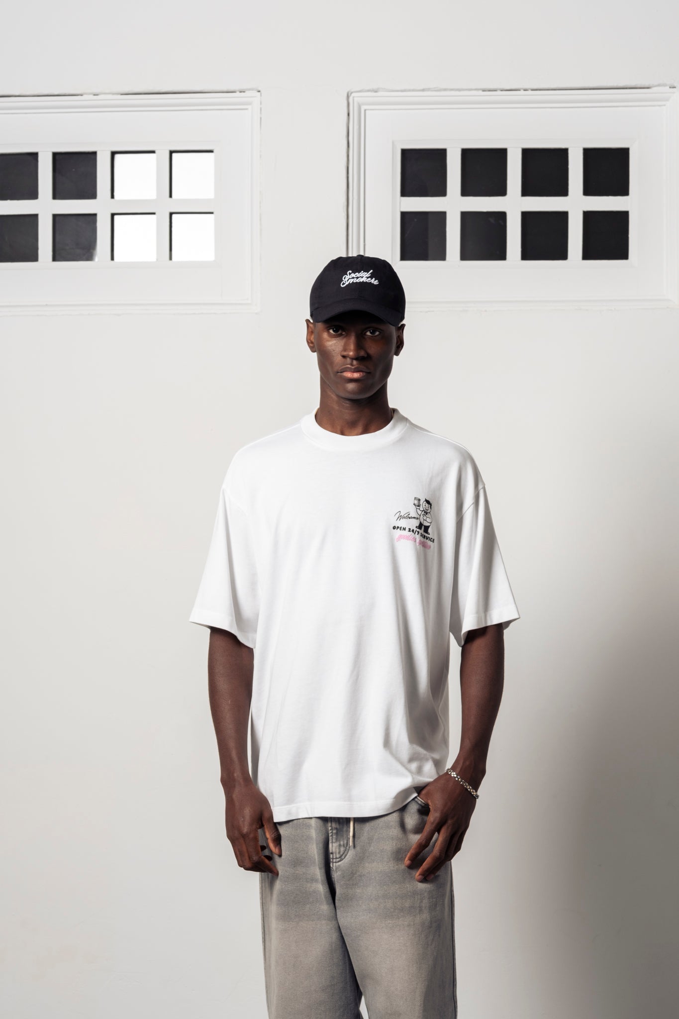 Goodies Sportive: Sand Store White Tee