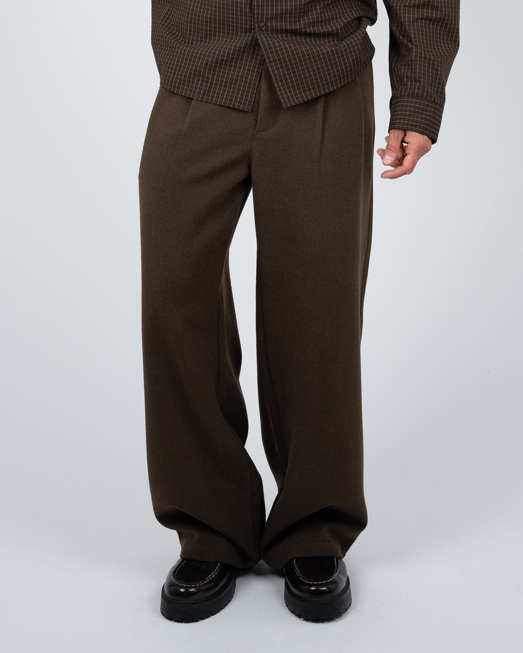 Prohibited: Revival Pleated Pants - Brown