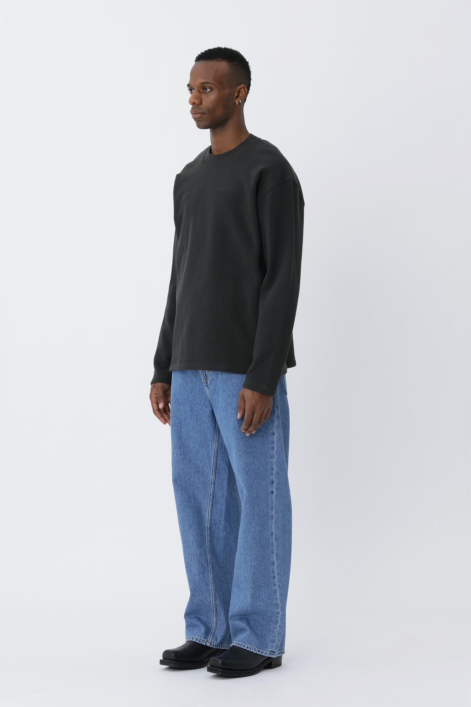 Won Hundred: Staff Boxy LS - Pirate Black